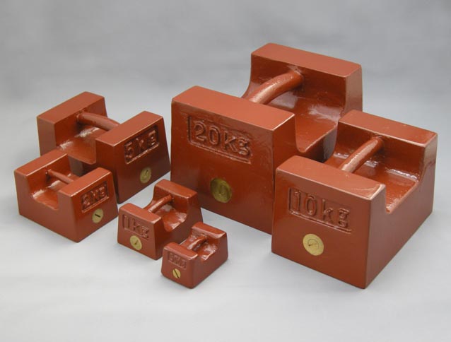 鋳鉄製まくら型基準分銅 ２級(Ｍ１級) ２０kg：基準器検査成績書付(有効期間５年)